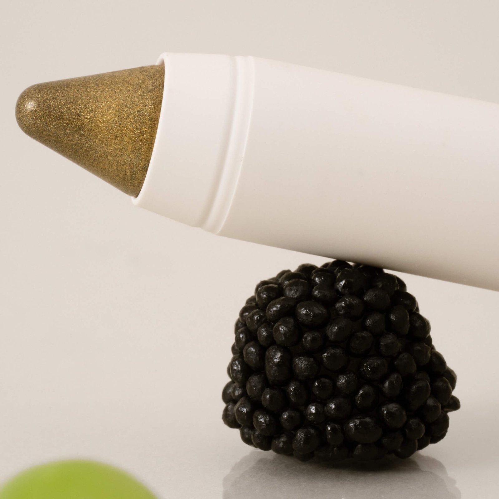 Eyeshadow Stick - Image 16