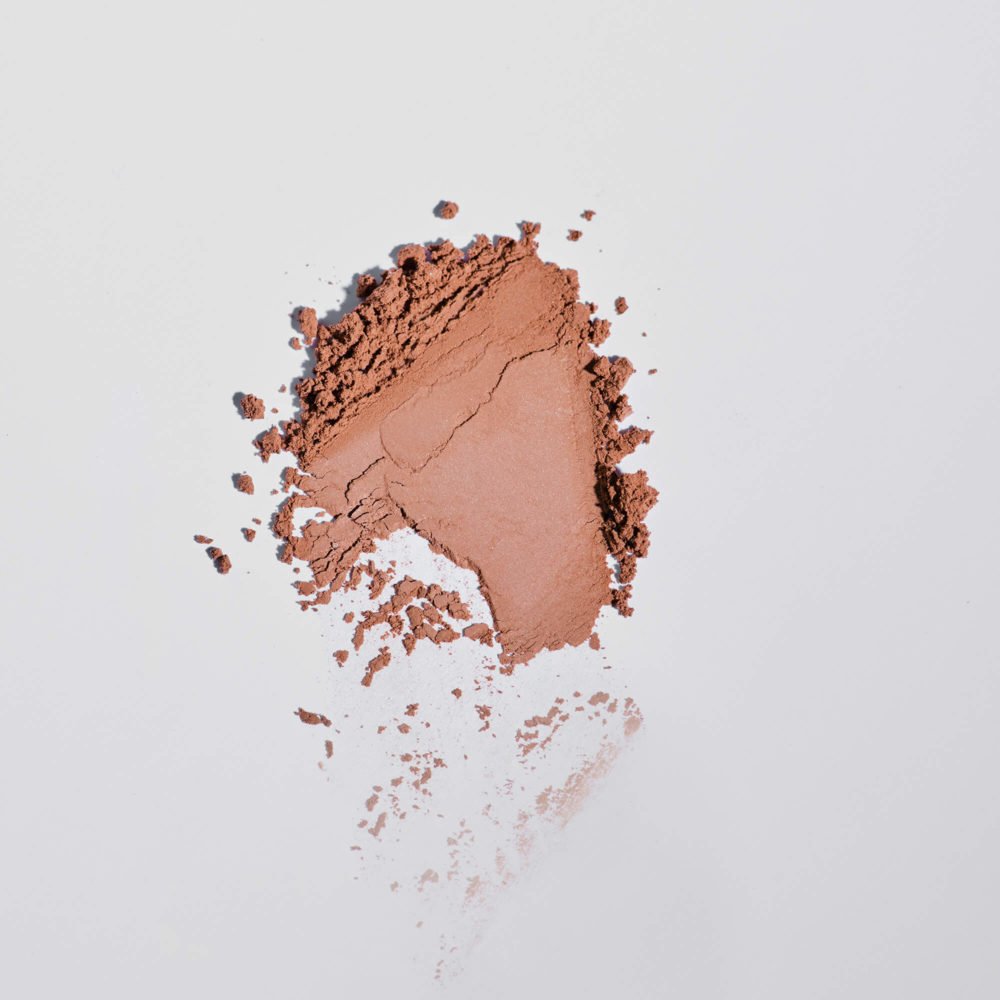 Glowing Skin Bronzing Powder - Image 2